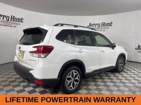 More photos of 2022 Subaru Forester Premium at Jerry Hunt Supercenter - Lexington, NC