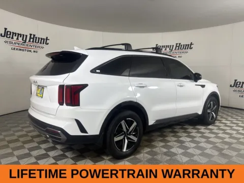 More photos of 2023 Kia Sorento S at Jerry Hunt Supercenter - Lexington, NC