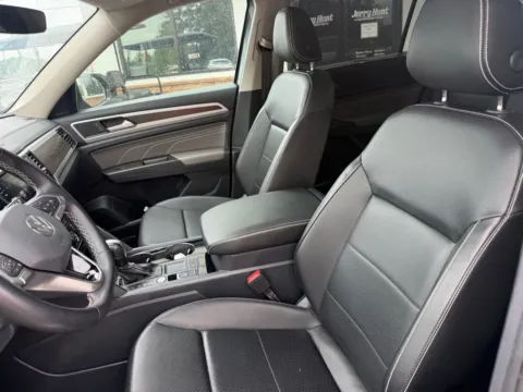 Another view of 2023 Volkswagen Atlas 3.6L V6 SE w/Technology for sale in Lexington, NC at Jerry Hunt Supercenter - Lexington