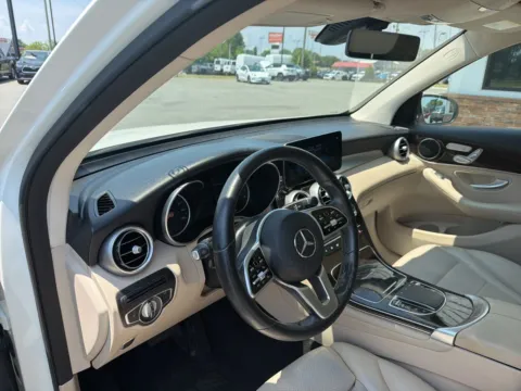 More photos of 2021 Mercedes-Benz GLC 300 at Jerry Hunt Supercenter - Lexington, NC