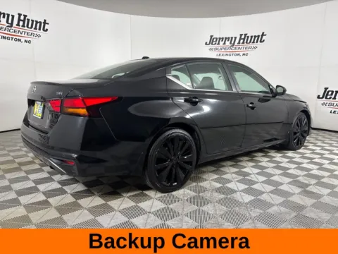 More photos of 2020 Nissan Altima 2.5 SR at Jerry Hunt Supercenter - Lexington, NC