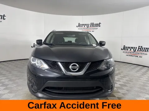 More photos of 2017 Nissan Rogue Sport SV at Jerry Hunt Supercenter - Lexington, NC