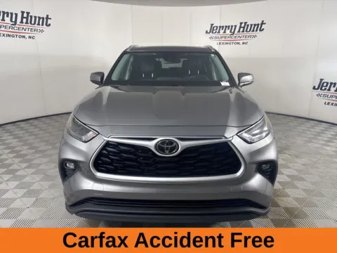 More photos of 2025 Toyota Highlander XLE at Jerry Hunt Supercenter - Lexington, NC