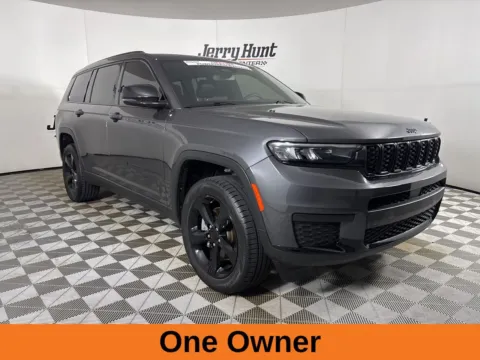 More photos of 2023 Jeep Grand Cherokee L Altitude at Jerry Hunt Supercenter - Lexington, NC