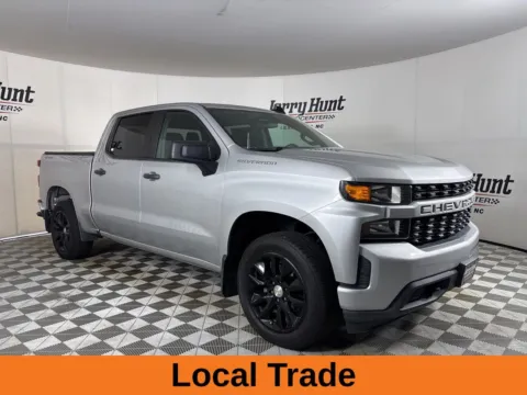 More photos of 2020 Chevrolet Silverado 1500 Custom at Jerry Hunt Supercenter - Lexington, NC