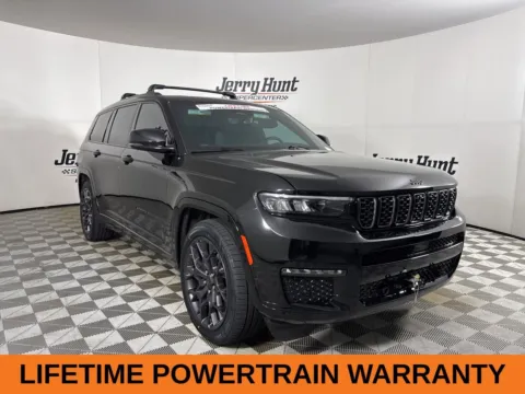 More photos of 2023 Jeep Grand Cherokee L Summit at Jerry Hunt Supercenter - Lexington, NC