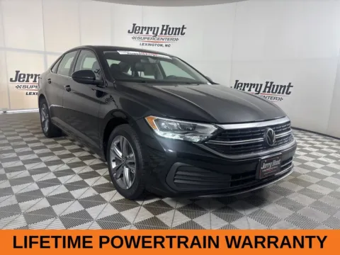 More photos of 2024 Volkswagen Jetta 1.5T SE at Jerry Hunt Supercenter - Lexington, NC