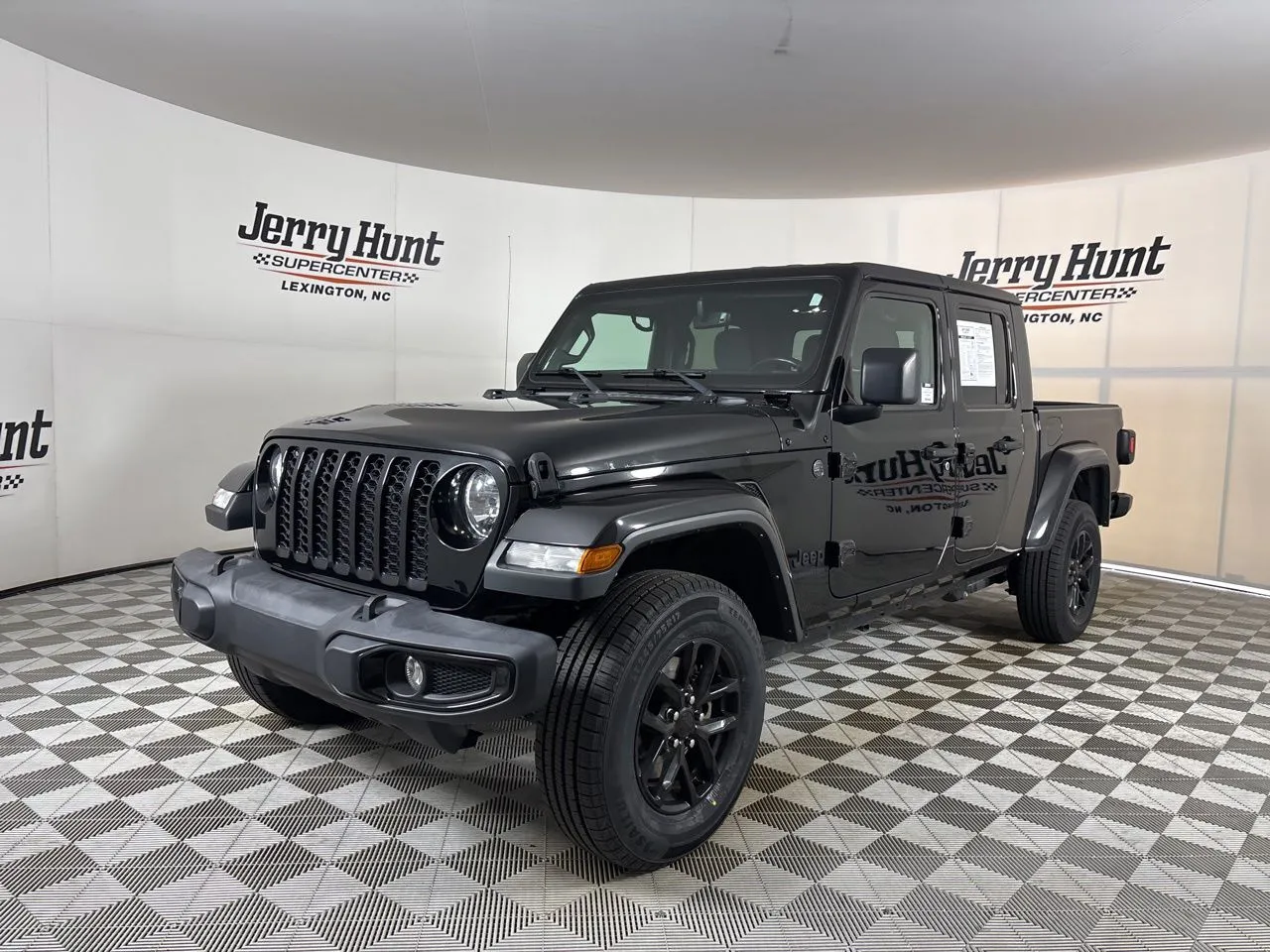 Black 2022 Jeep Gladiator Sport for sale in Lexington, NC