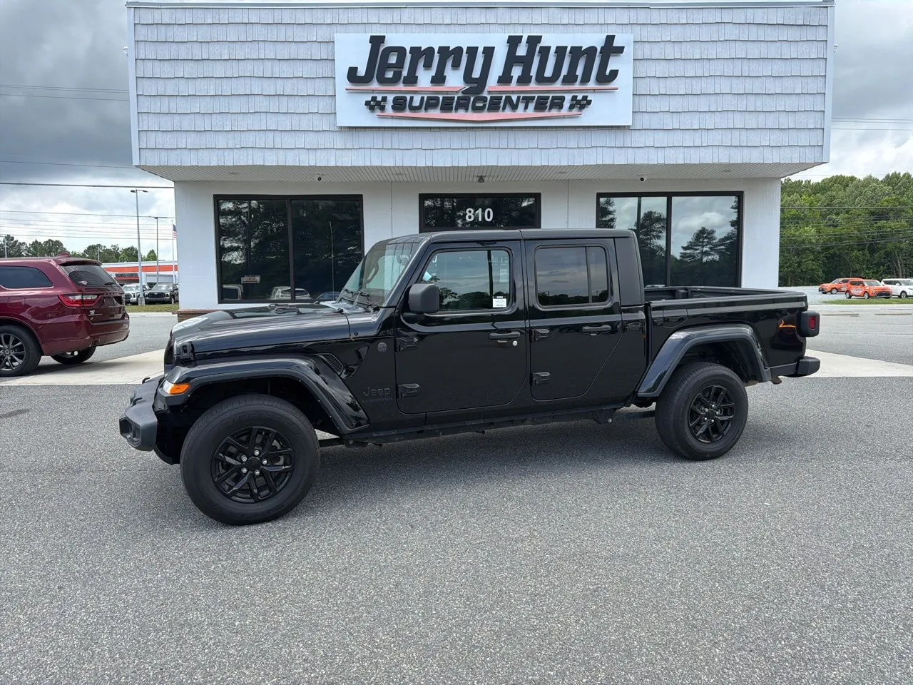 Black 2022 Jeep Gladiator Altitude for sale in Lexington, NC