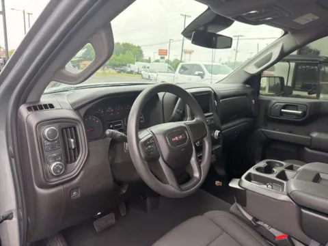 More photos of 2023 GMC Sierra 1500 Pro at Jerry Hunt Supercenter - Lexington, NC