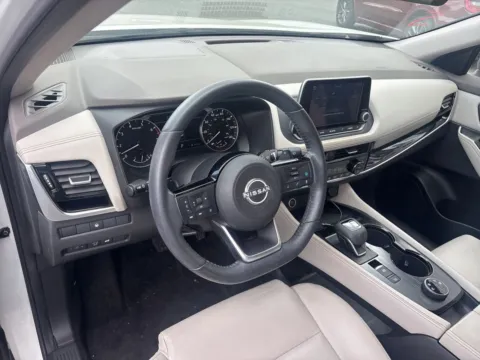 More photos of 2023 Nissan Rogue SL at Jerry Hunt Supercenter - Lexington, NC