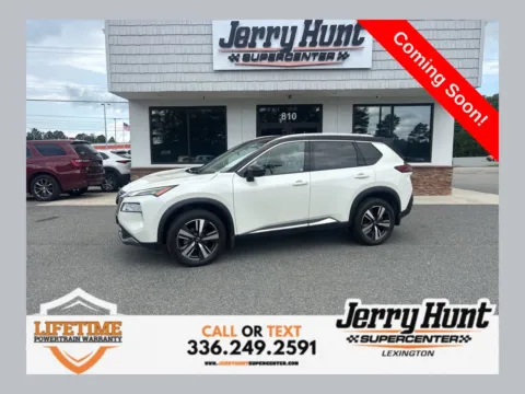 White 2023 Nissan Rogue SL for sale in Lexington, NC