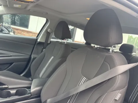 More photos of 2024 Hyundai Elantra SEL at Jerry Hunt Supercenter - Lexington, NC