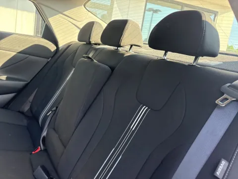 More photos of 2025 Hyundai Elantra SEL Convenience at Jerry Hunt Supercenter - Lexington, NC