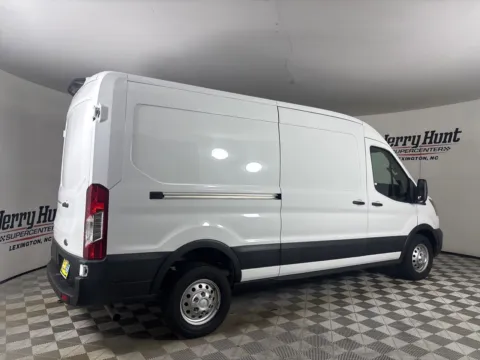 More photos of 2023 Ford Transit-250 at Jerry Hunt Supercenter - Lexington, NC