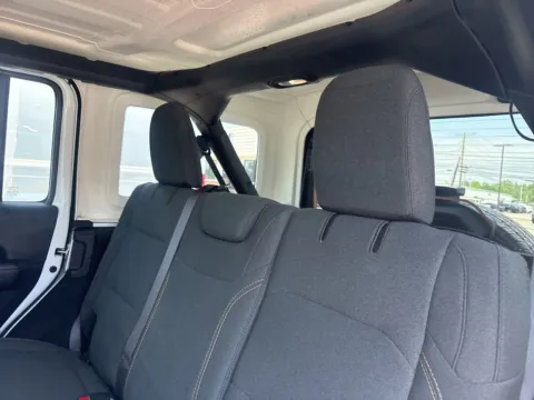 More photos of 2025 Jeep Wrangler Sahara at Jerry Hunt Supercenter - Lexington, NC
