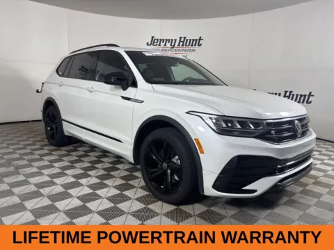 More photos of 2023 Volkswagen Tiguan 2.0T SE R-Line Black at Jerry Hunt Supercenter - Lexington, NC