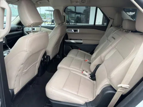 More photos of 2023 Ford Explorer Limited at Jerry Hunt Supercenter - Lexington, NC