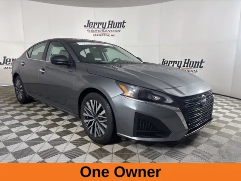 More photos of 2025 Nissan Altima 2.5 SV at Jerry Hunt Supercenter - Lexington, NC