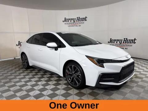 More photos of 2022 Toyota Corolla SE at Jerry Hunt Supercenter - Lexington, NC