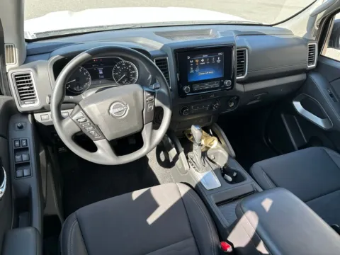 More photos of 2022 Nissan Frontier SV at Jerry Hunt Supercenter - Lexington, NC