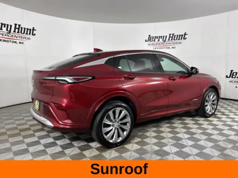More photos of 2025 Buick Envista Avenir at Jerry Hunt Supercenter - Lexington, NC