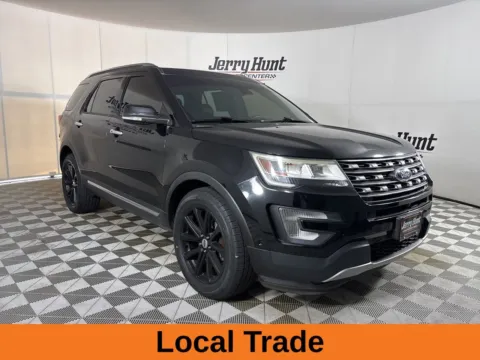 More photos of 2017 Ford Explorer Limited at Jerry Hunt Supercenter - Lexington, NC