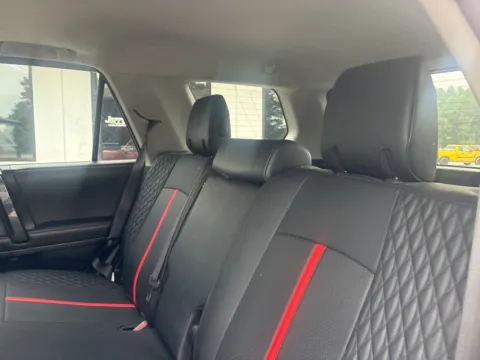 More photos of 2022 Toyota 4Runner TRD Off-Road Premium at Jerry Hunt Supercenter - Lexington, NC