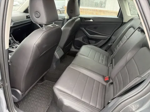 More photos of 2023 Volkswagen Jetta 1.5T SE at Jerry Hunt Supercenter - Lexington, NC