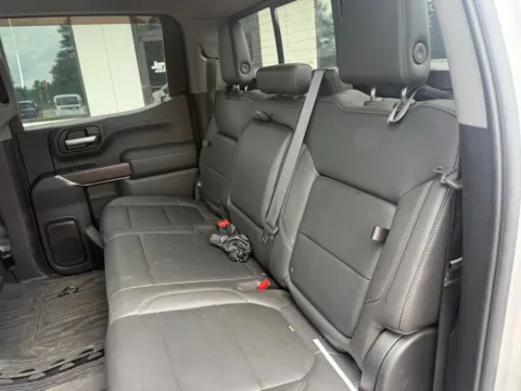 More photos of 2021 GMC Sierra 1500 SLT at Jerry Hunt Supercenter - Lexington, NC