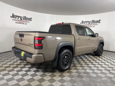 More photos of 2022 Nissan Frontier PRO-4X at Jerry Hunt Supercenter - Lexington, NC