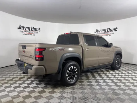 More photos of 2022 Nissan Frontier PRO-4X at Jerry Hunt Supercenter - Lexington, NC