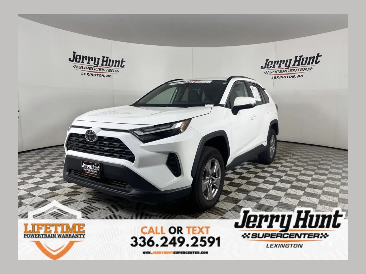 White 2025 Toyota RAV4 Hybrid XLE for sale in Lexington, NC