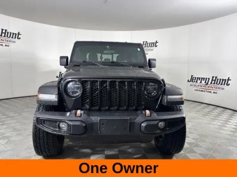 More photos of 2021 Jeep Gladiator Willys at Jerry Hunt Supercenter - Lexington, NC