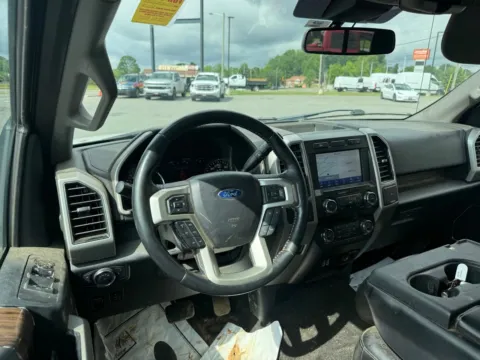 More photos of 2020 Ford F-150 Lariat at Jerry Hunt Supercenter - Lexington, NC