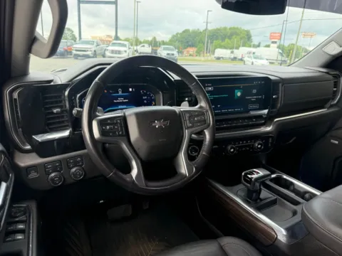 More photos of 2023 Chevrolet Silverado 1500 RST at Jerry Hunt Supercenter - Lexington, NC