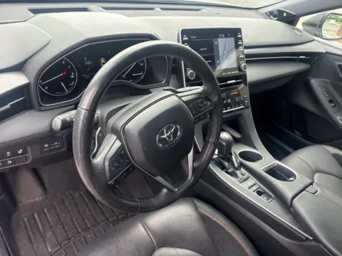 More photos of 2019 Toyota Avalon Touring at Jerry Hunt Supercenter - Lexington, NC