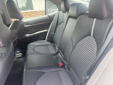 More photos of 2021 Toyota Camry SE at Jerry Hunt Supercenter - Lexington, NC