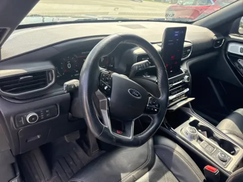 More photos of 2021 Ford Explorer ST at Jerry Hunt Supercenter - Lexington, NC