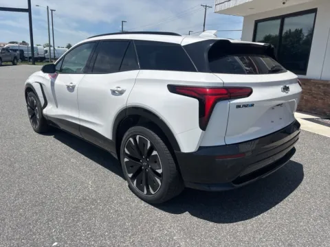 More photos of 2025 Chevrolet Blazer EV RS at Jerry Hunt Supercenter - Lexington, NC