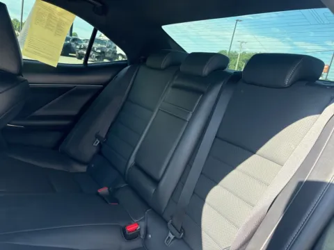 More photos of 2019 Lexus IS 350 at Jerry Hunt Supercenter - Lexington, NC