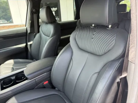 Another view of 2024 Hyundai Palisade Calligraphy for sale in Lexington, NC at Jerry Hunt Supercenter - Lexington