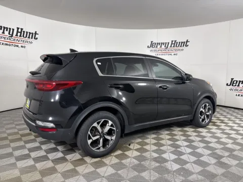 More photos of 2022 Kia Sportage LX at Jerry Hunt Supercenter - Lexington, NC