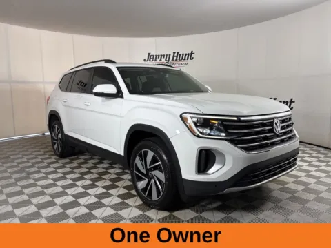 More photos of 2024 Volkswagen Atlas 2.0T SE w/Technology at Jerry Hunt Supercenter - Lexington, NC