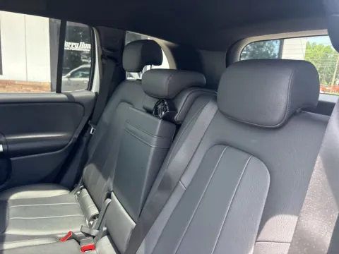 More photos of 2023 Mercedes-Benz GLB 250 at Jerry Hunt Supercenter - Lexington, NC
