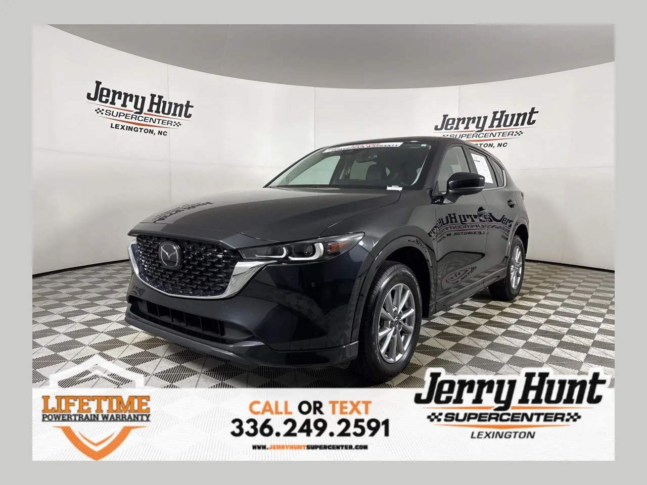 2025 Mazda CX-5 S Preferred package Auto AWD's photo