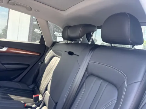 More photos of 2023 Audi Q5 40 Premium at Jerry Hunt Supercenter - Lexington, NC