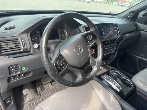 More photos of 2023 Honda Passport Elite at Jerry Hunt Supercenter - Lexington, NC