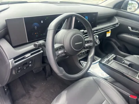 More photos of 2025 Hyundai Tucson Hybrid SEL Convenience at Jerry Hunt Supercenter - Lexington, NC