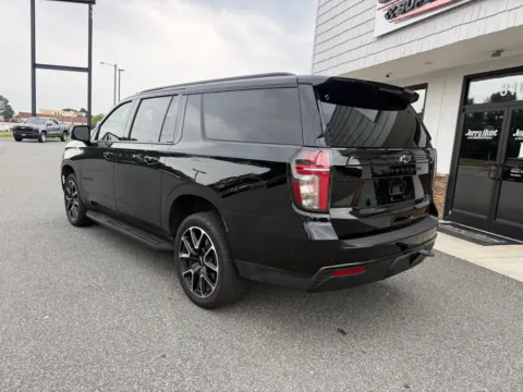 More photos of 2024 Chevrolet Suburban RST at Jerry Hunt Supercenter - Lexington, NC